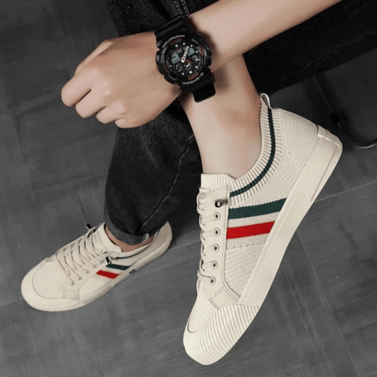 Herren Bequeme Turnschuhe | Stylische Freizeit-Schuhe mit Streifen
