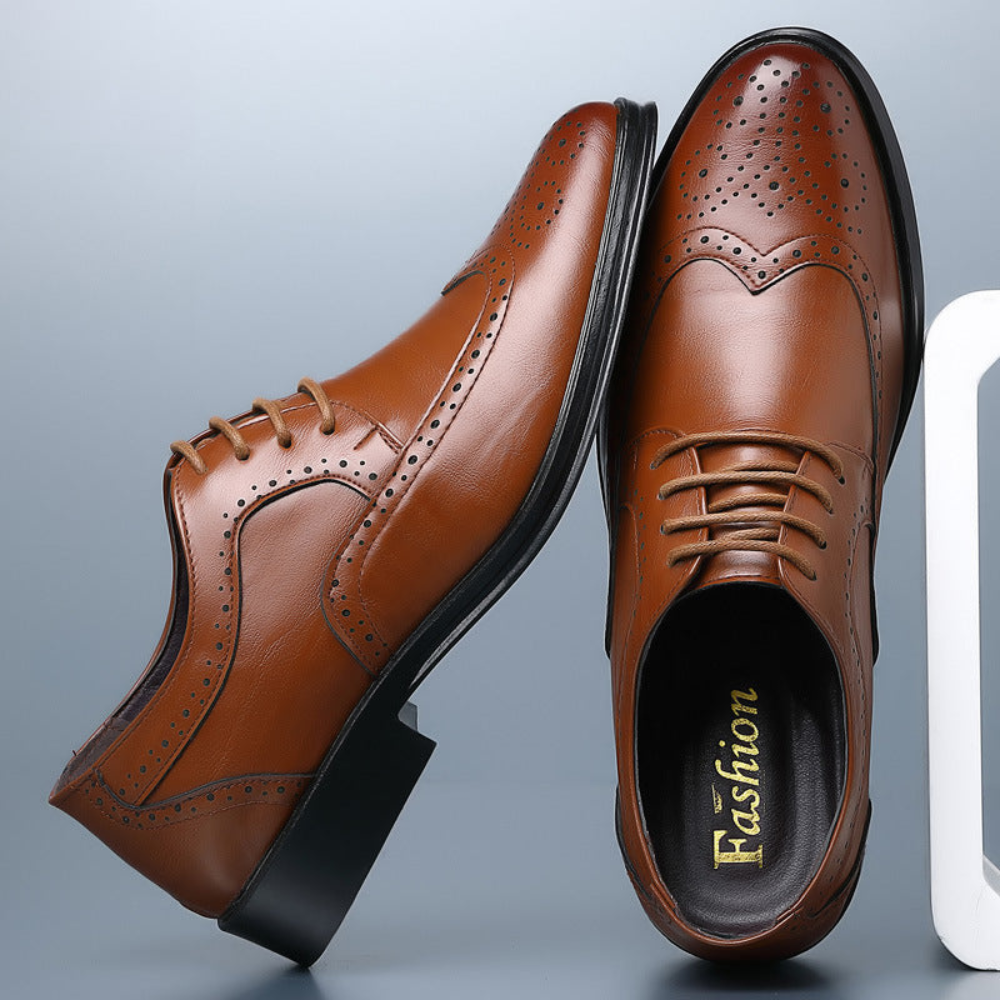Herren Brogue Schnürschuh | Klassisch & Schmal