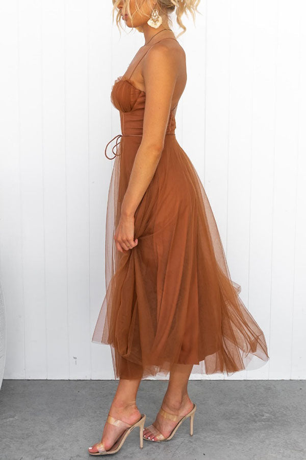 Abendkleid Damen | Midi mit Trägern und Mehrlagigem Rock