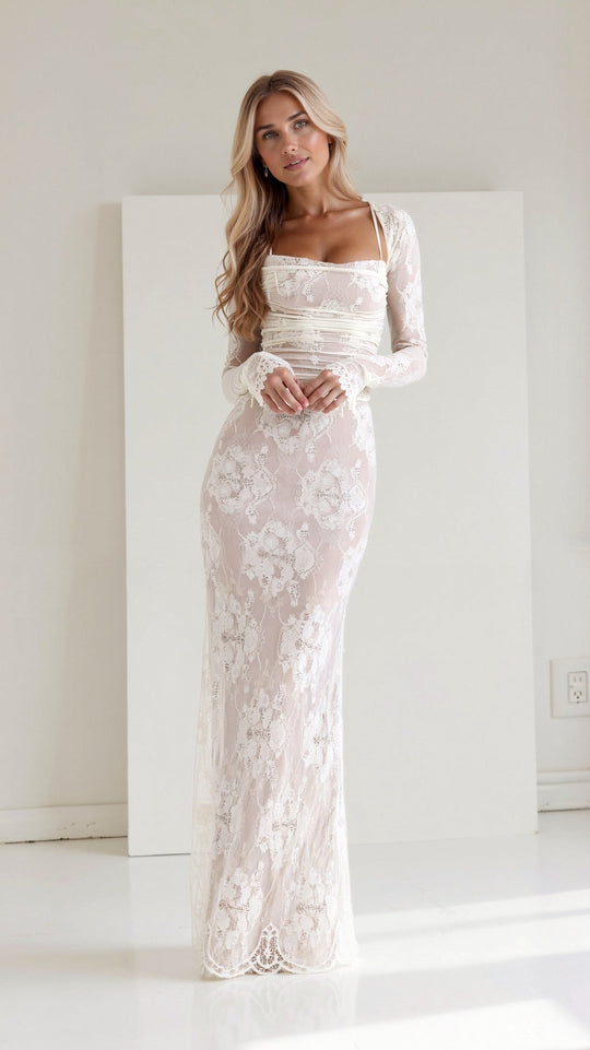 Damen Brautkleid mit eckigem Ausschnitt und langen Ärmeln aus Spitze | Maxi
