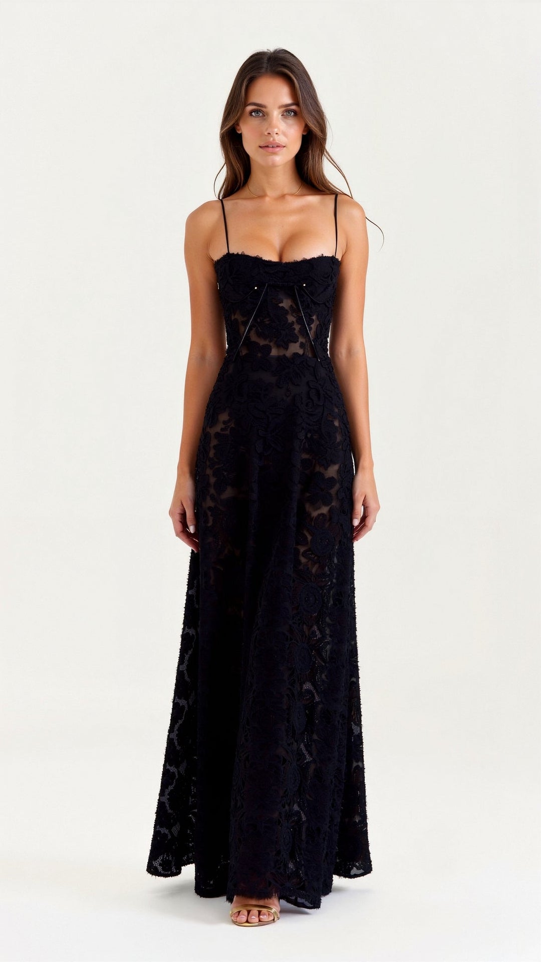 Damen Brautkleid mit Herz Ausschnitt und Spaghettiträgern | Maxi