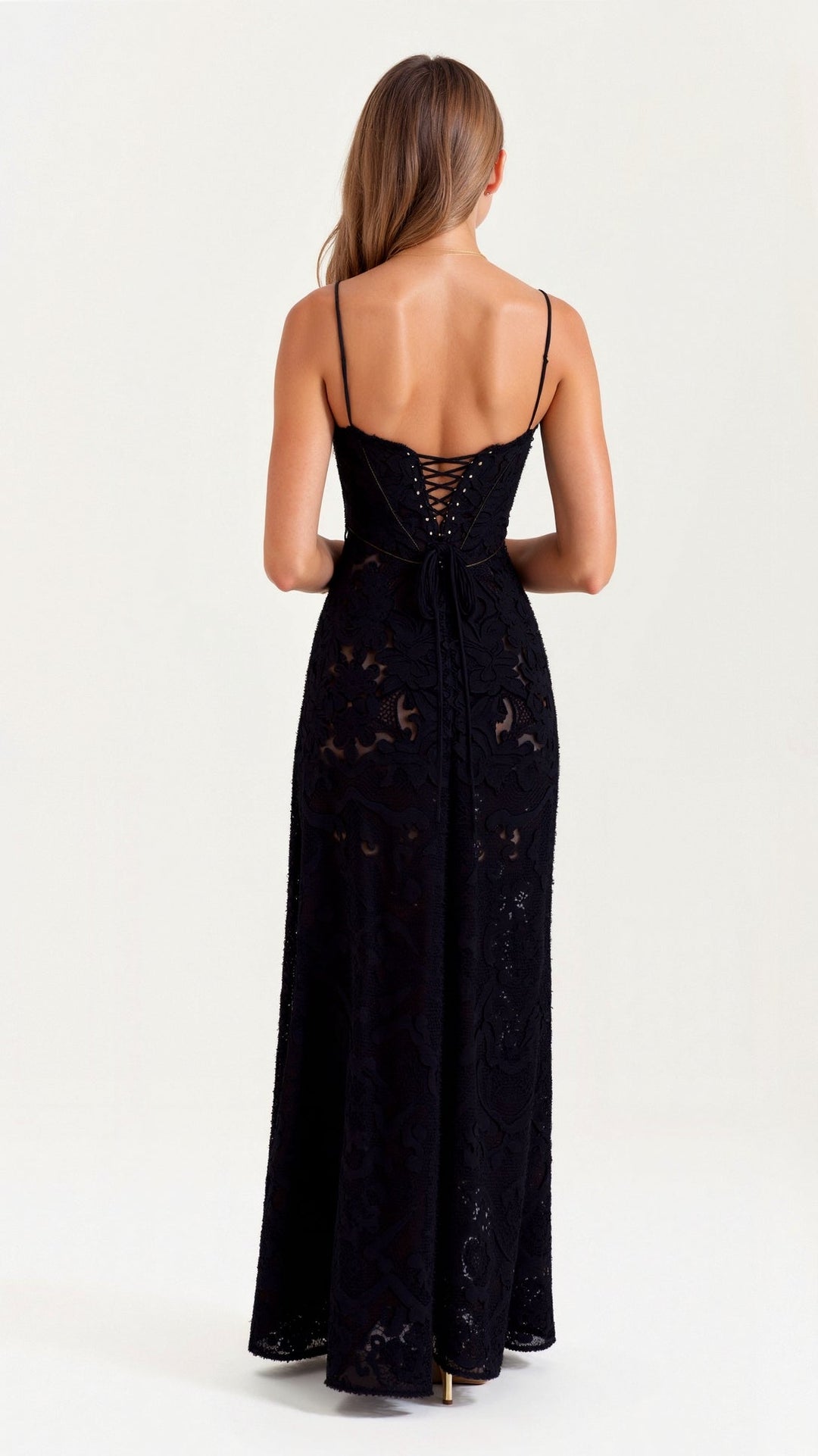 Damen Brautkleid mit Herz Ausschnitt und Spaghettiträgern | Maxi