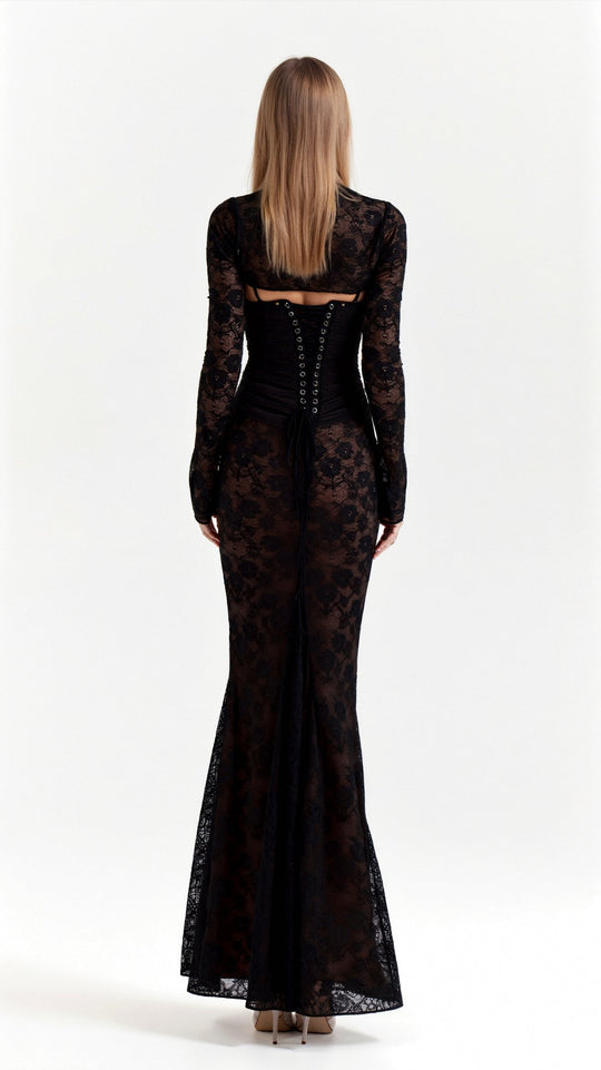 Damen Brautkleid mit eckigem Ausschnitt und langen Ärmeln aus Spitze | Maxi