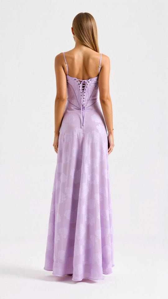 Damen Brautkleid mit Herz Ausschnitt und Spaghettiträgern | Maxi
