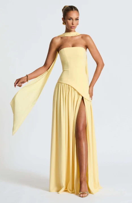 Damen Ballkleid mit Bandeau-Oberteil und Schal-Detail | Maxi
