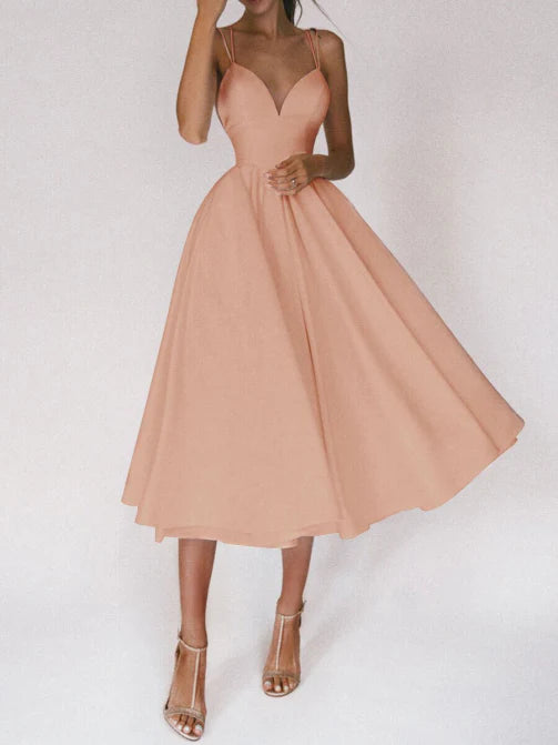Damen Brautkleid mit Herz-Ausschnitt und Spaghettiträgern | Midi