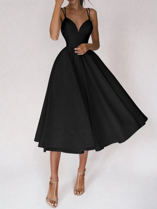 Damen Brautkleid mit Herz-Ausschnitt und Spaghettiträgern | Midi