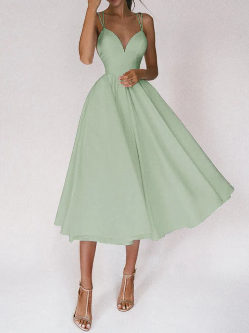 Damen Brautkleid mit Herz-Ausschnitt und Spaghettiträgern | Midi