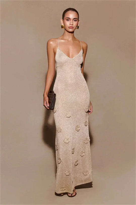 Damen Ballkleid mit V-Ausschnitt und floralen Applikationen | Maxi