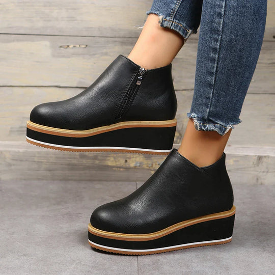 Stylische Ankle Boots mit Reißverschluss und Plateau