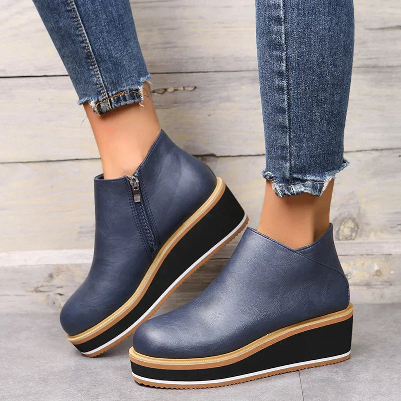 Stylische Ankle Boots mit Reißverschluss und Plateau