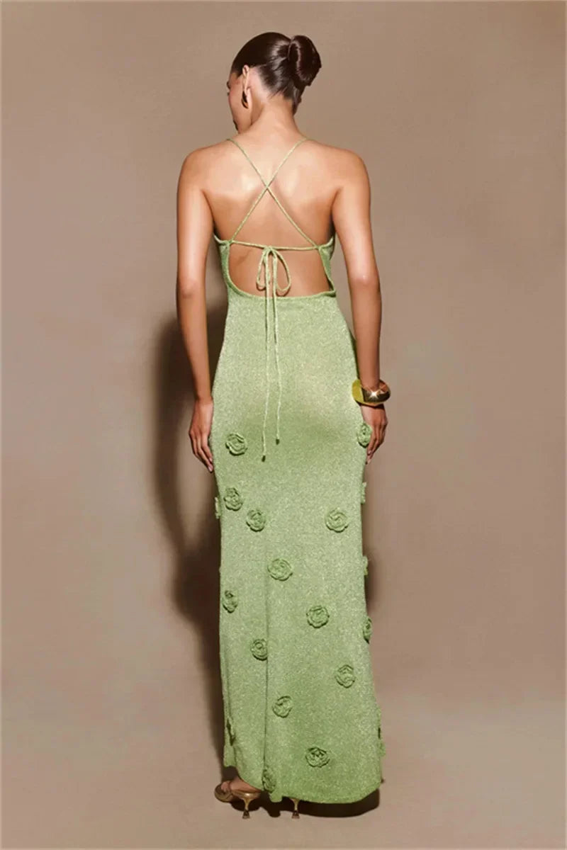 Damen Ballkleid mit V-Ausschnitt und floralen Applikationen | Maxi