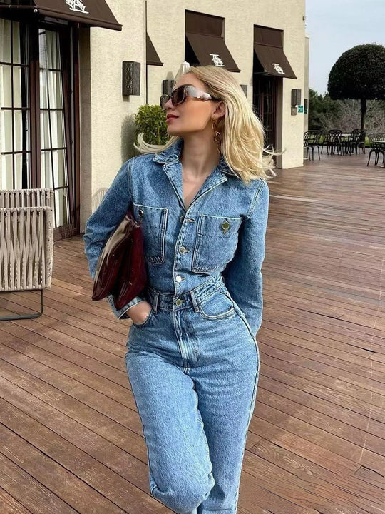 Trendiger Mode Denim Jumpsuit – Hipper Denim Jumpsuit Für Modische Tage