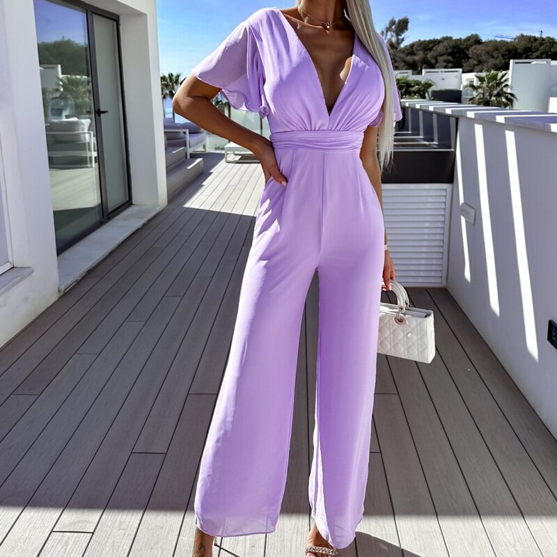 Eleganter Jumpsuit Mit Weiten Beinen