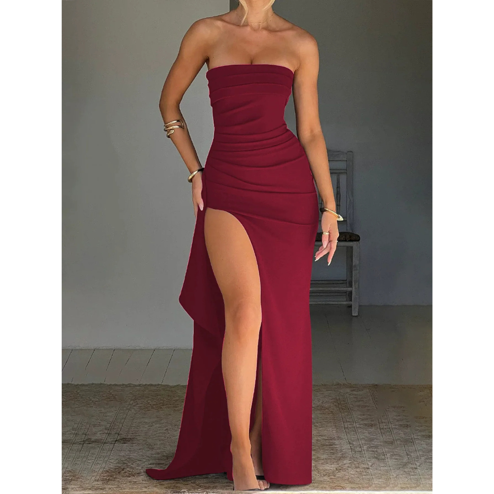 Damen Ballkleid mit trägerlosem Oberteil und hohem Schlitz | Maxi