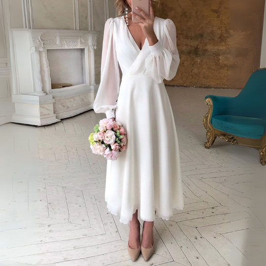 Damen Brautkleid mit V Ausschnitt und langen Ärmeln | Midi
