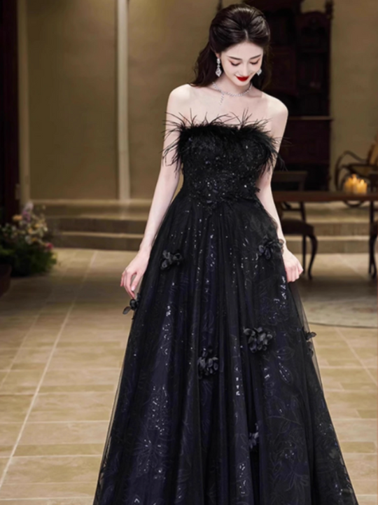 Damen Ballkleid mit Herz Ausschnitt und schulterfreiem Design | Maxi