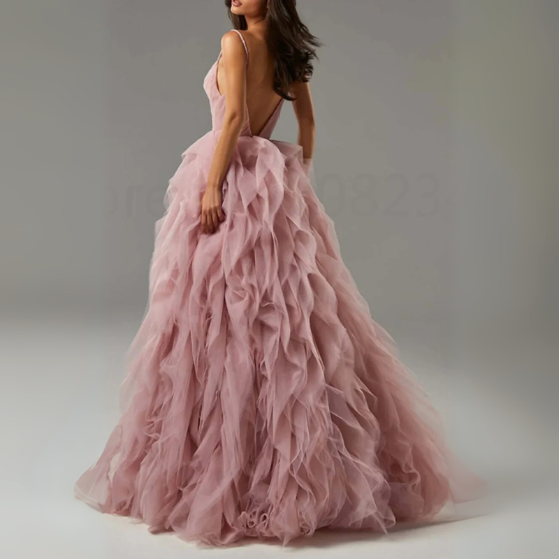 Damen Ballkleid mit Volantrock und Spaghettiträgern | Maxi
