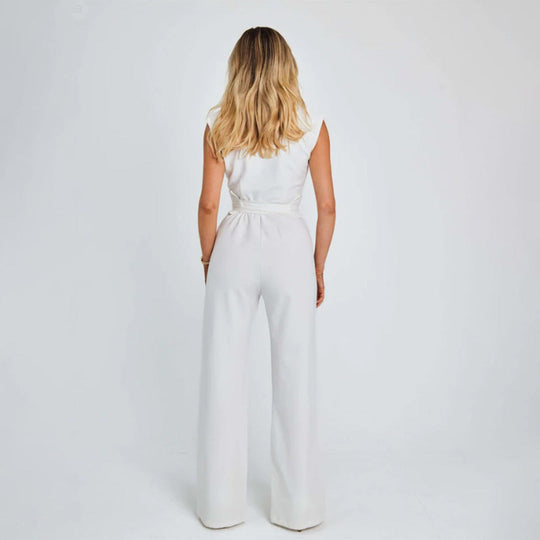 Eleganter Jumpsuit Mit Weiten Beinen