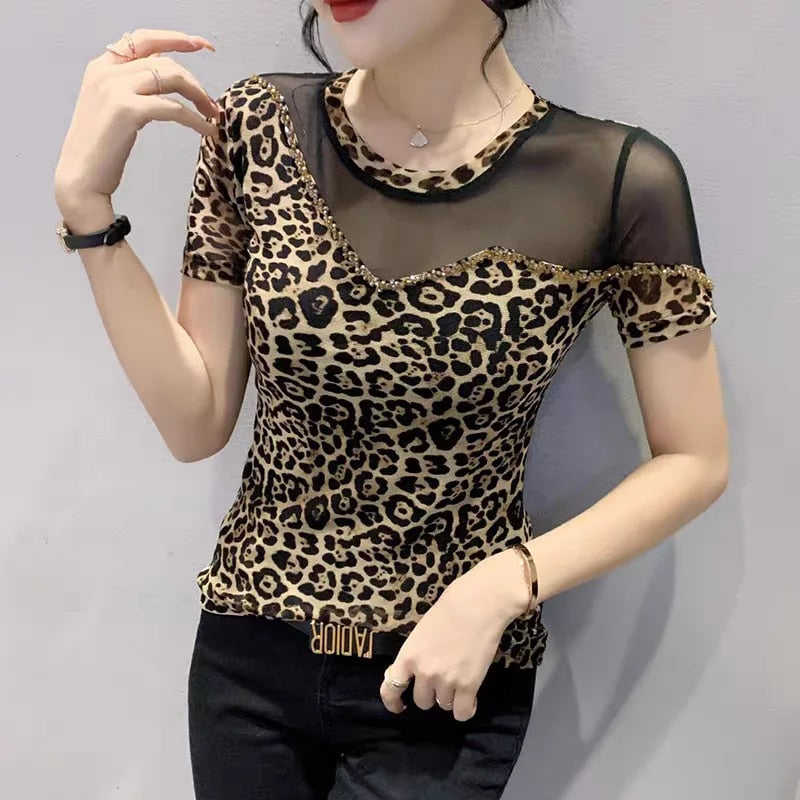 Claudia - Damen Leopard Muster Mesh Top Mit Perlen