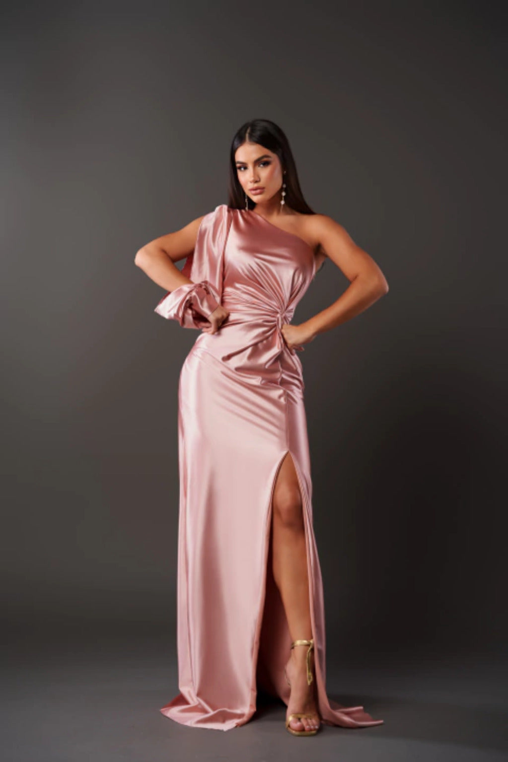 Damen Abendkleid mit einer Schulter und Seitenschlitz | Maxi